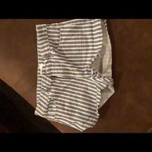Stripped shorts